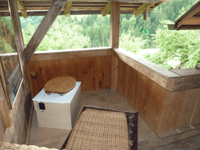 Trenntoilette im Wochenendhaus